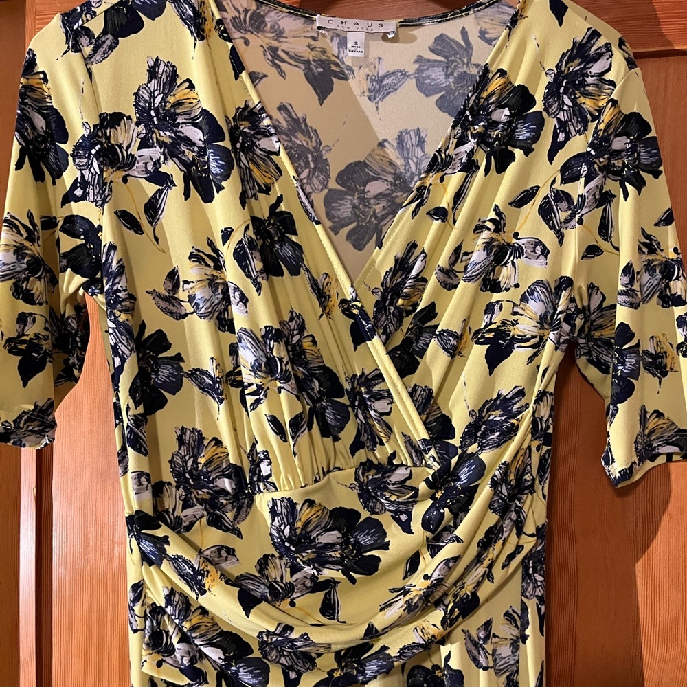 Chaus Yellow and Black Ruched Wrap Midi Dress - Picture 2 of 4